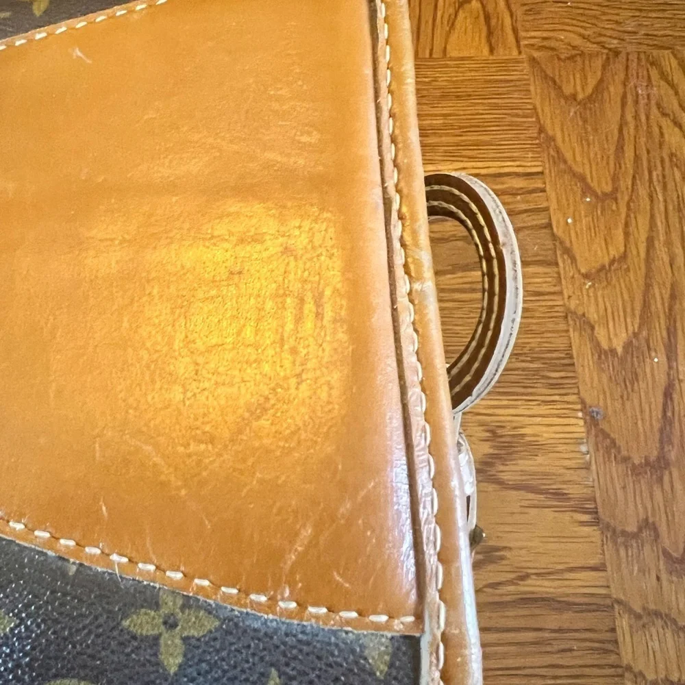 Vintage Authentic Louis Vuitton Train Case